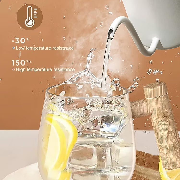 Automatic mixing cup